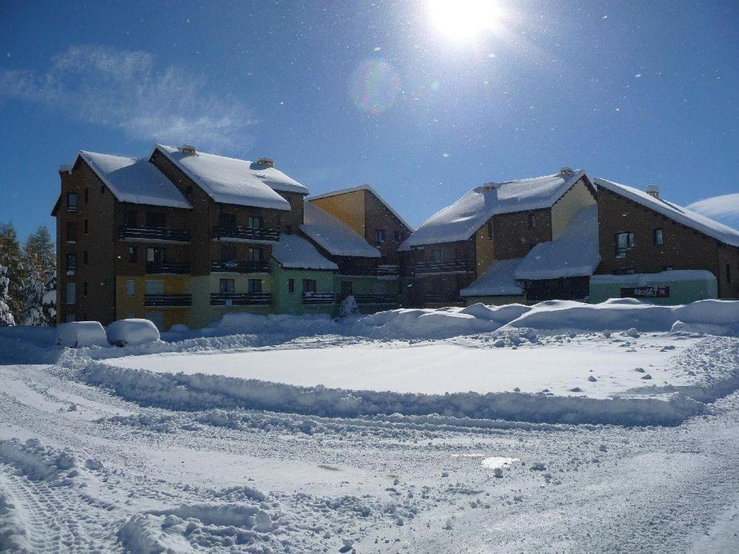 Apt Confortable Au Pied Des Pistes Et De La Foret Bolquere Bagian luar foto